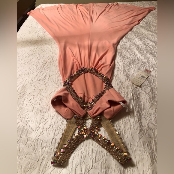 Tony Bowls formal gown - Picture 15 of 15